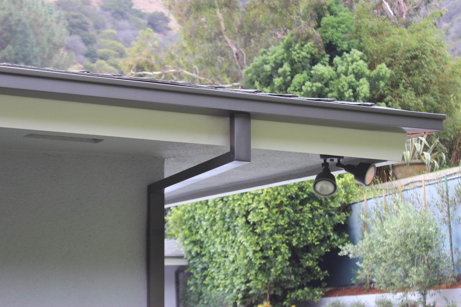 How Gutter System Design Impacts Your Home’s Foundation and Landscape